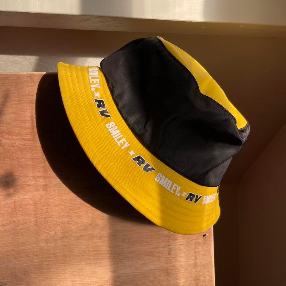 Smiley X Rv Reversible Bucket 94d3 5