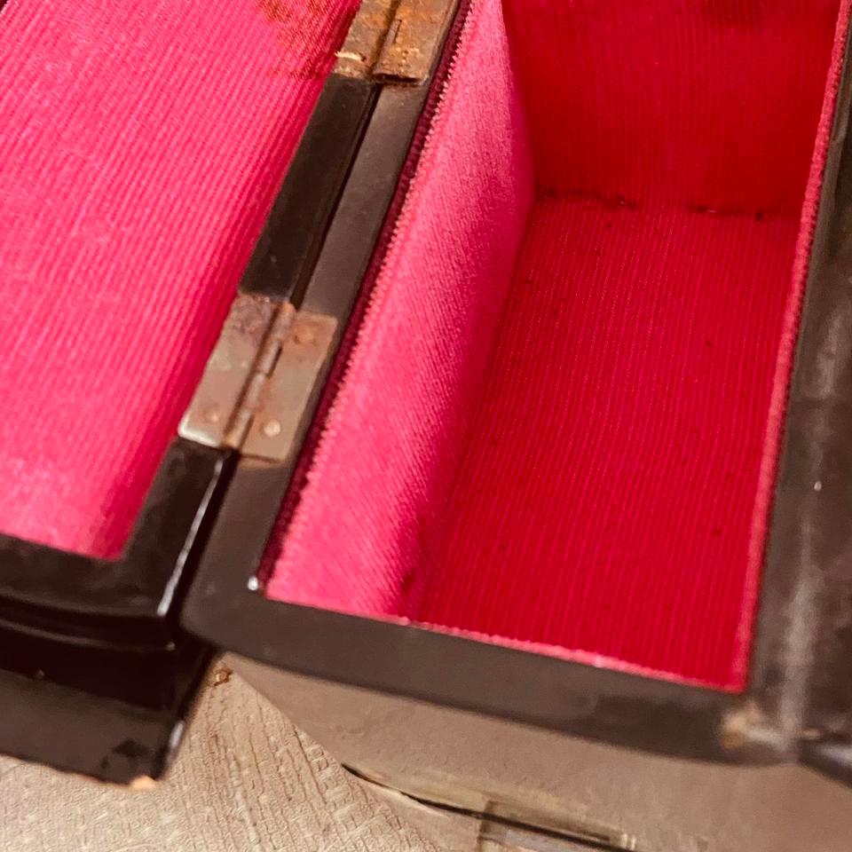 Black And Gold Vintage Japanese Inspired 5