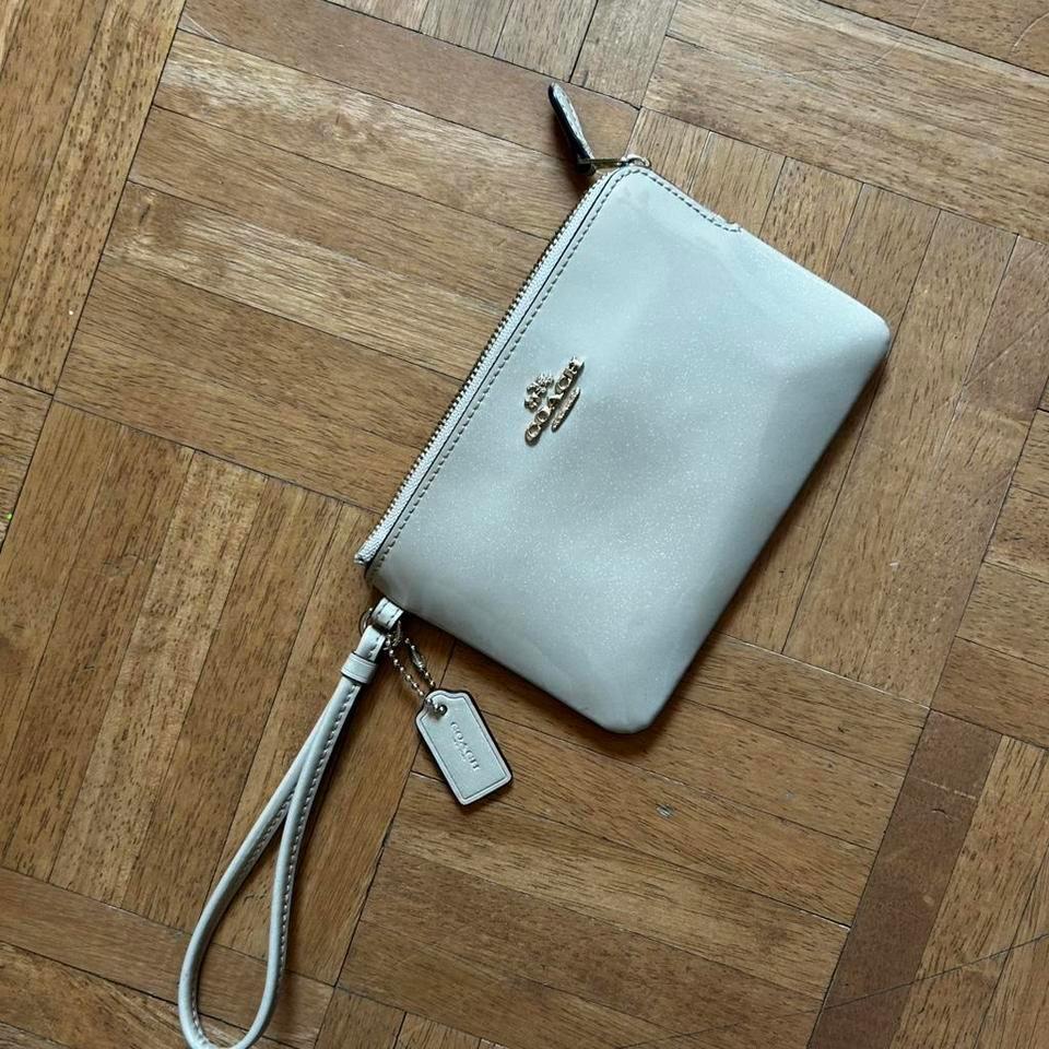 Coach Leather Wristlet Wallet Luxury 687b