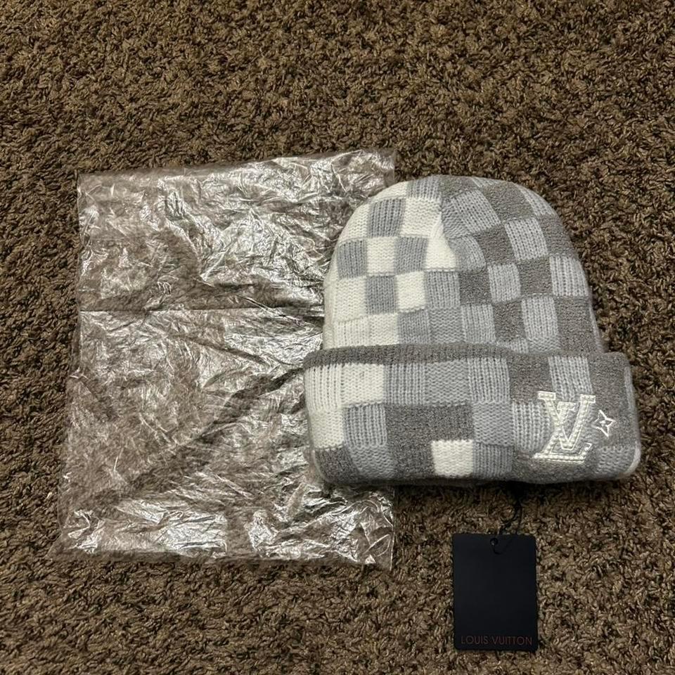 Louis Vuitton Grey Beanie Luxury D9aa 2