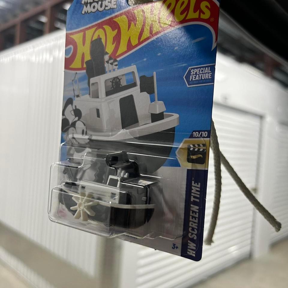 Mickey Mouse Hot Wheels Toy 2