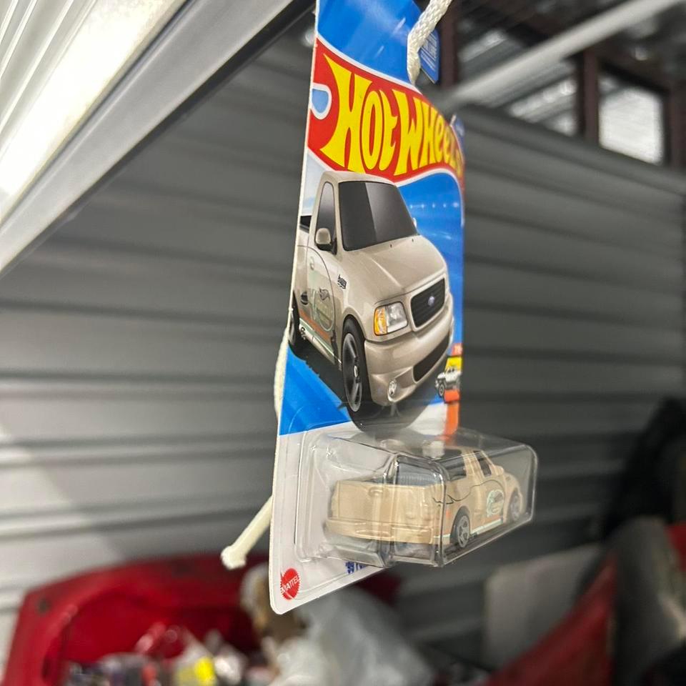 Hot Wheels 1999 Ford F 150 A4dc 2