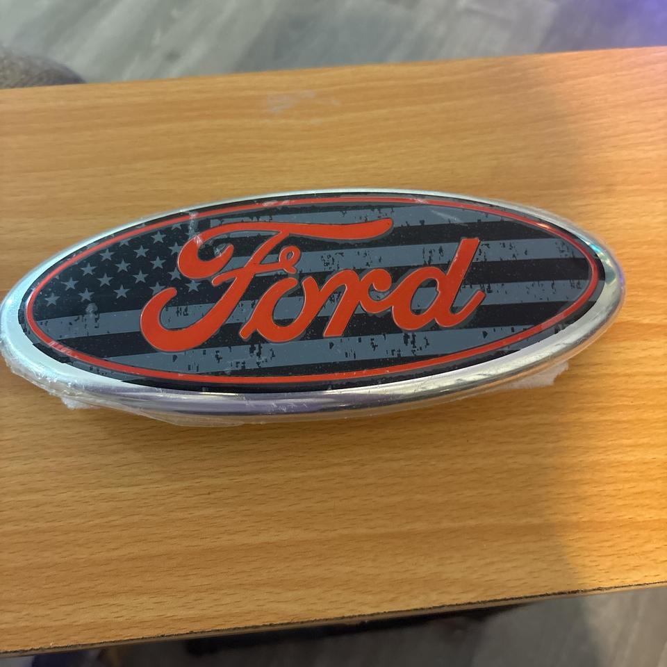Bigger Red And Black Ford 7a20 2