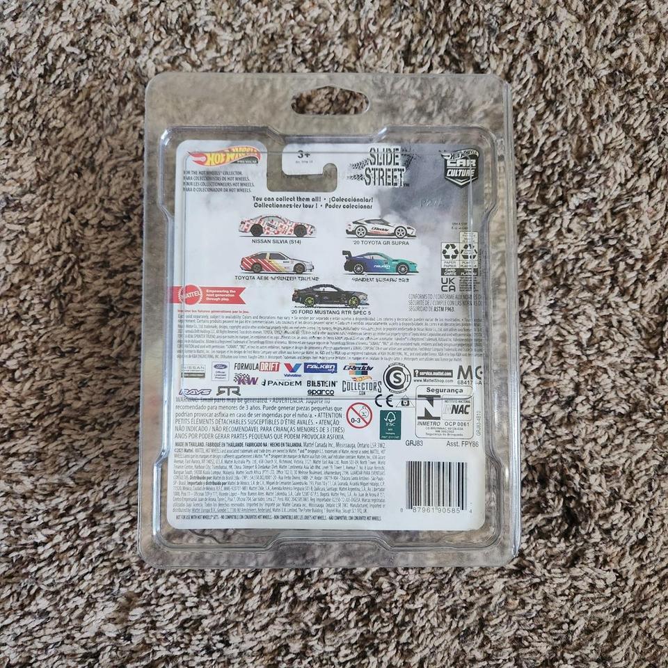 Hot Wheels Premium 1985 Toyota 5