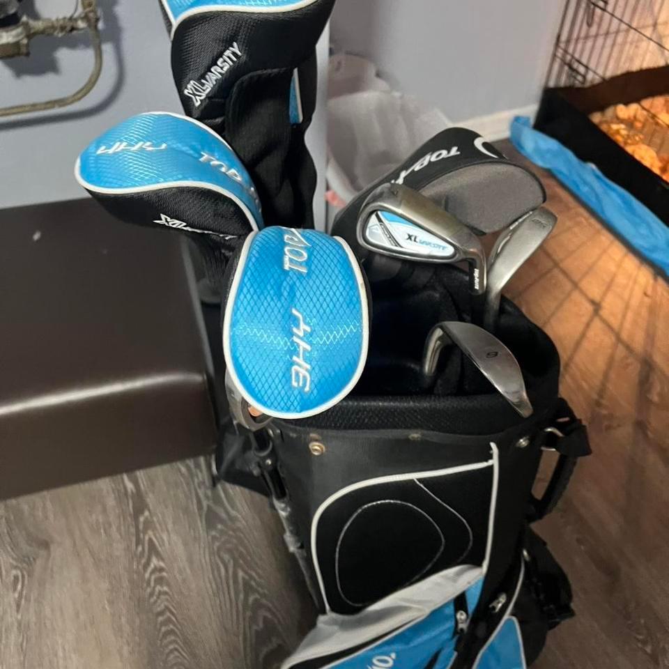 Top Flite Varsity Set With 7