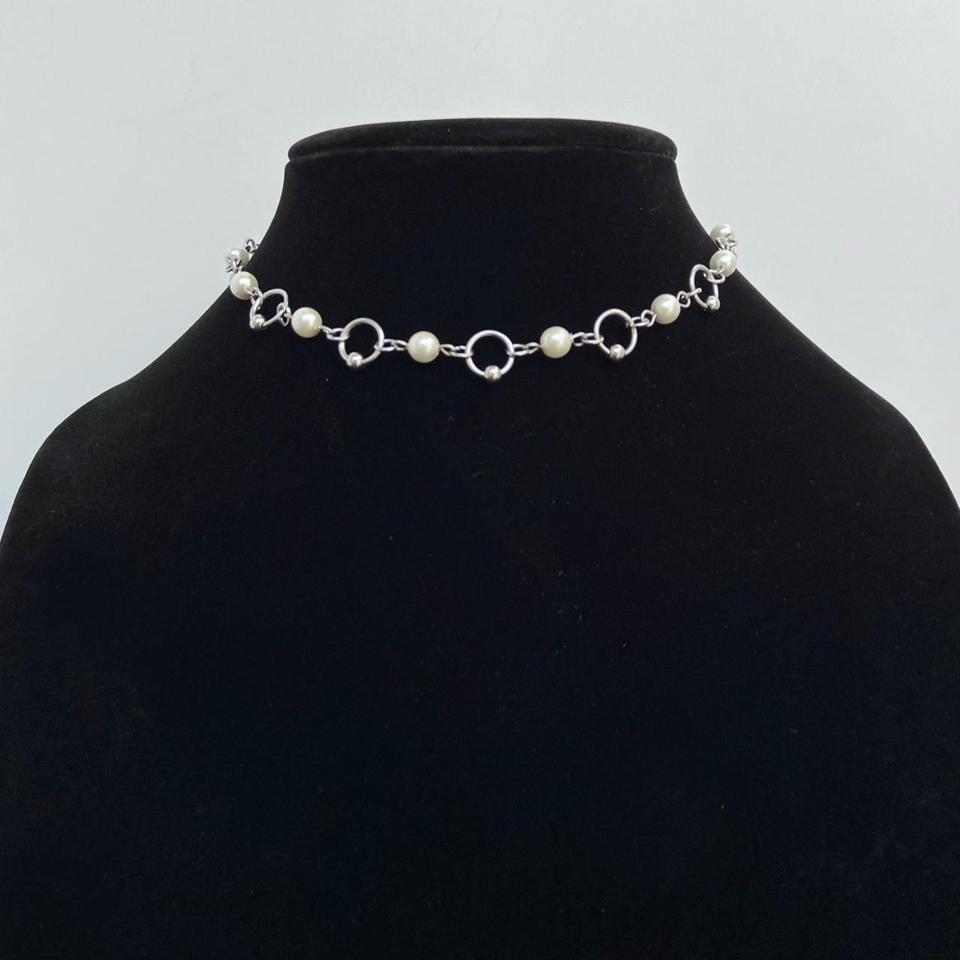 Cirque Choker This Necklaces Features 2