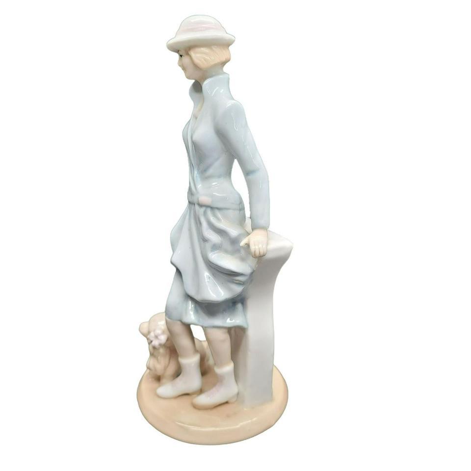 Porcelain Figurine Vintage Lady Blue 5