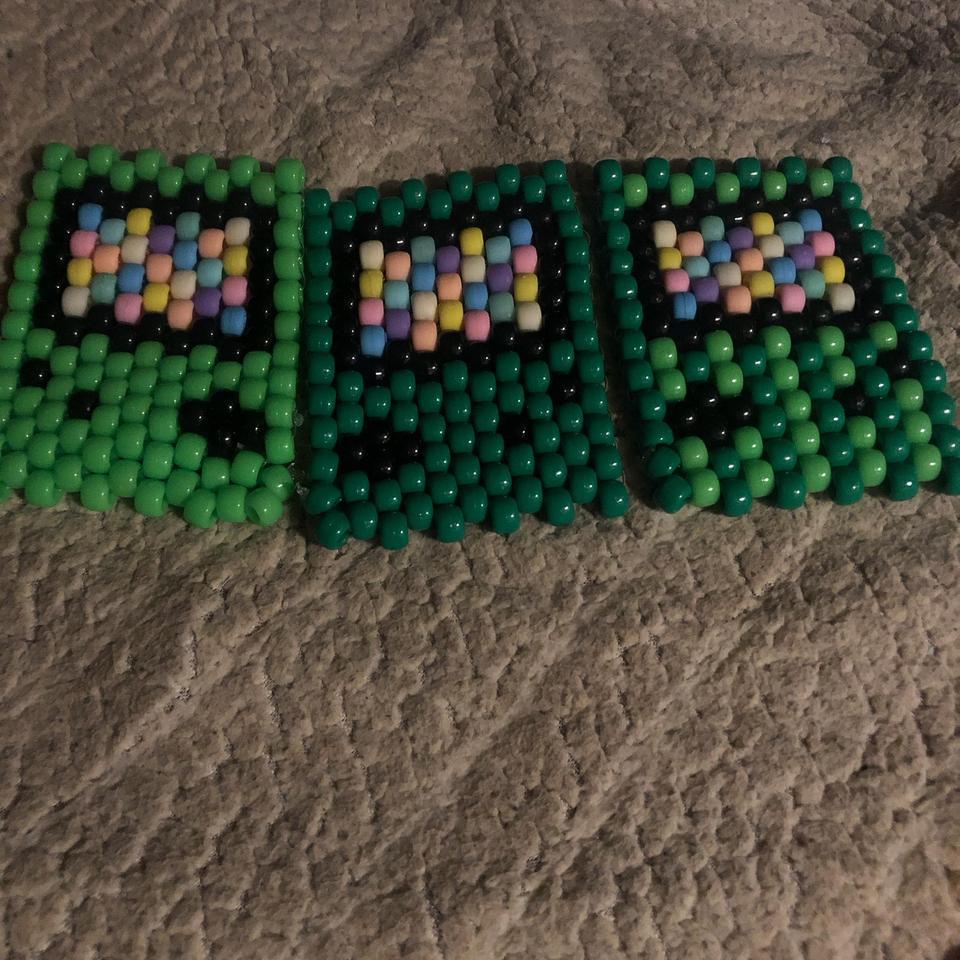 Multicolored Kandi Gameboy Keychains 3 61ee 3