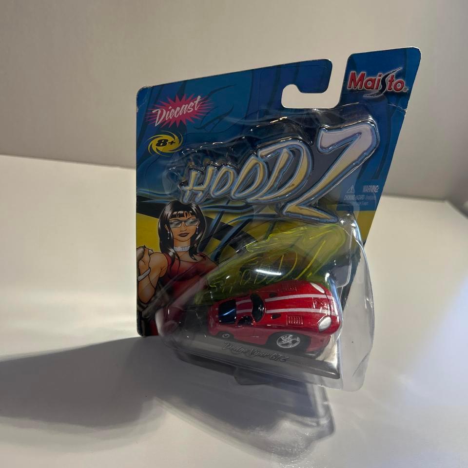 New Unopened Maisto Hoodz Red 3d73 4
