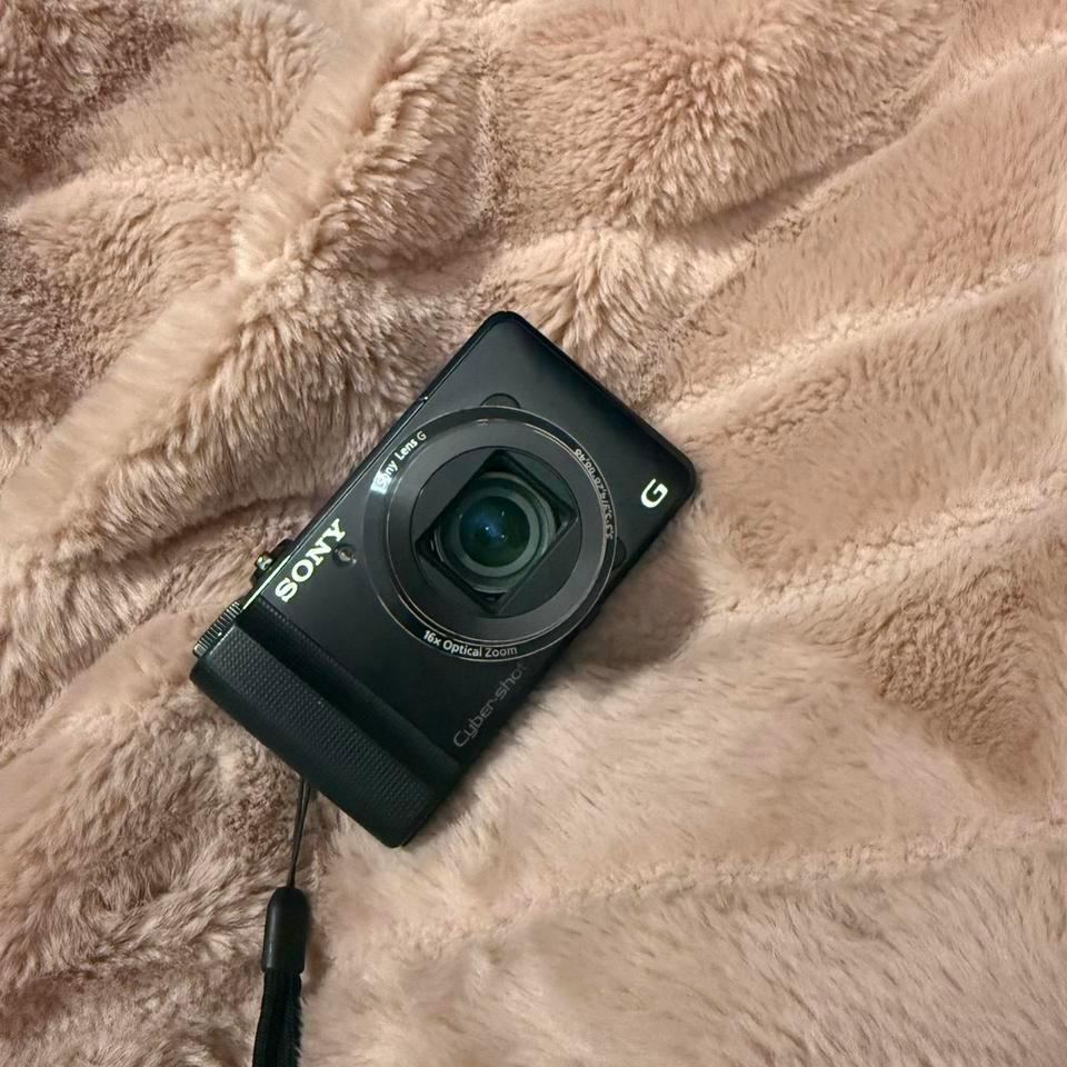 Sony Cybershot Dsc Hx9vhx9 This 868c 5