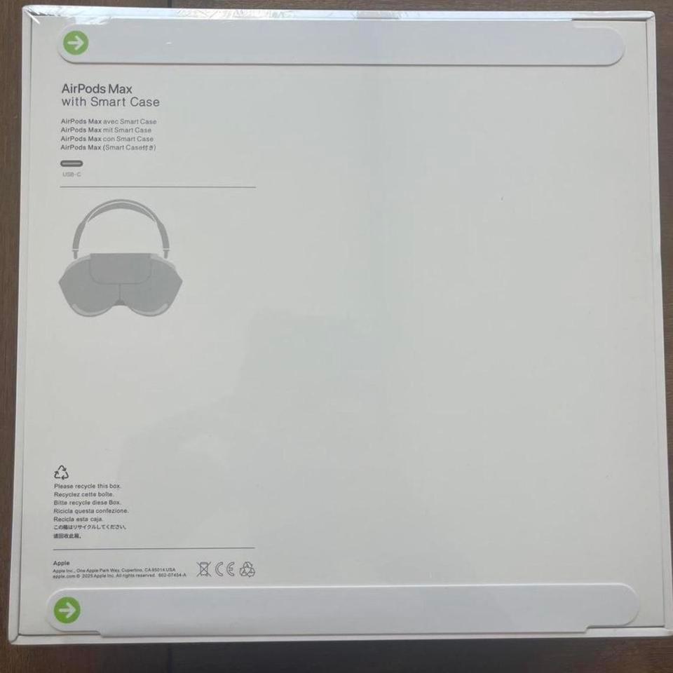Black Apple Airpod Max Dm F105 3