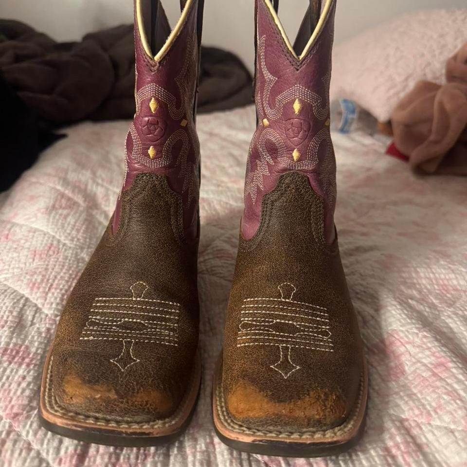 Ariat Kids Boots Size 2 8e07 6