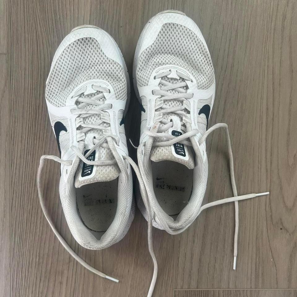 White Nike Shoes Size 85 0bf4