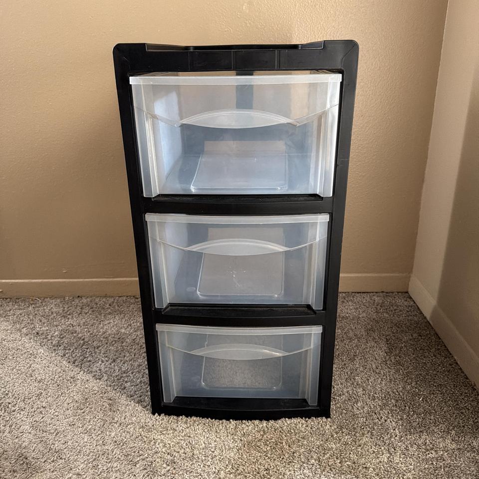 Filing Cabinet F159