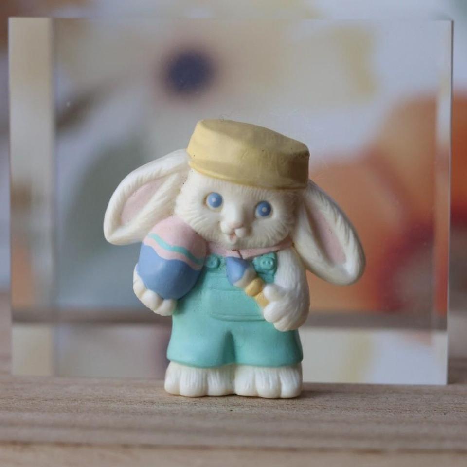 Vintage 80s Easter Bunny In 4e5e 5