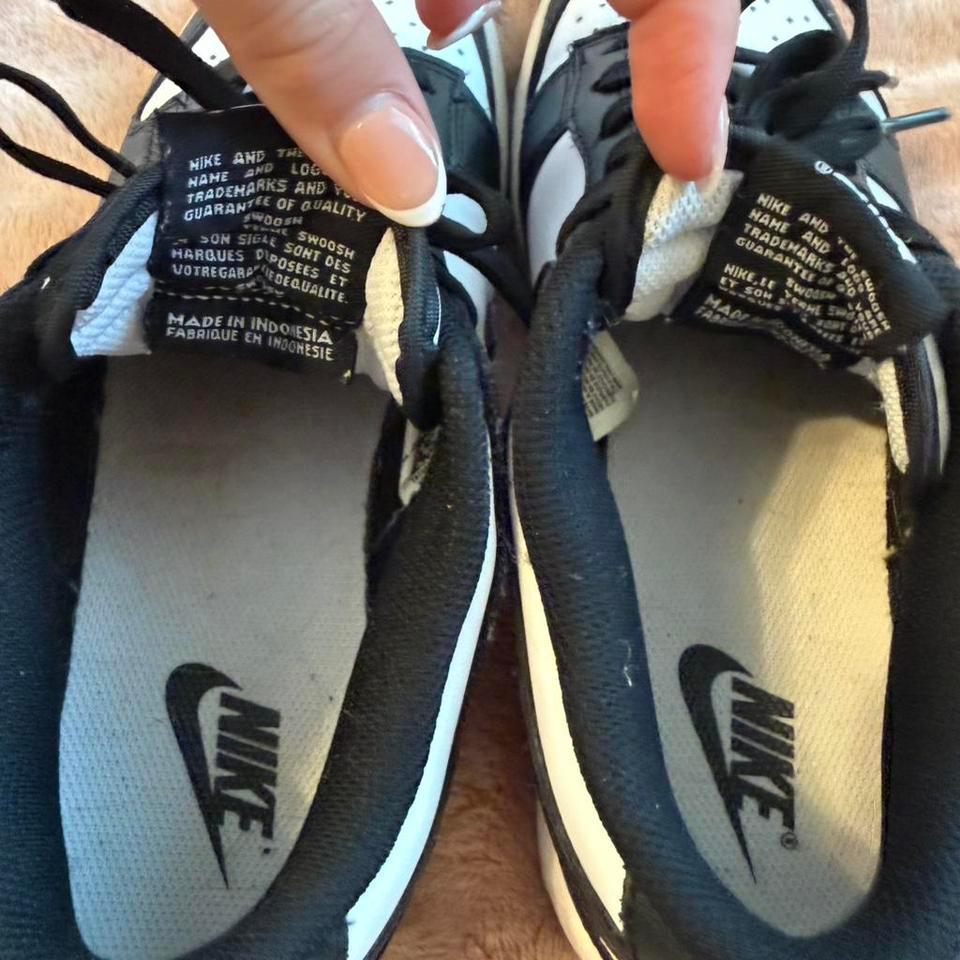 Nike Black And White Dunks D841 4