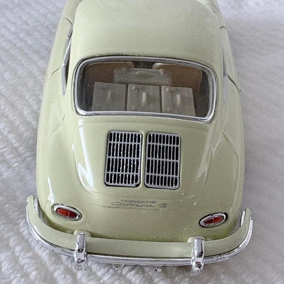 Porsche Carrera 2 Green Diecast 7912 3