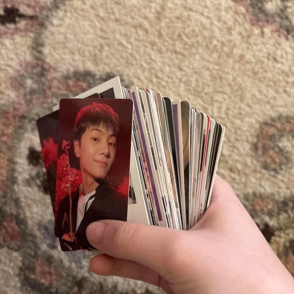 Kpop Photocard Bundle 5 Pcs E205