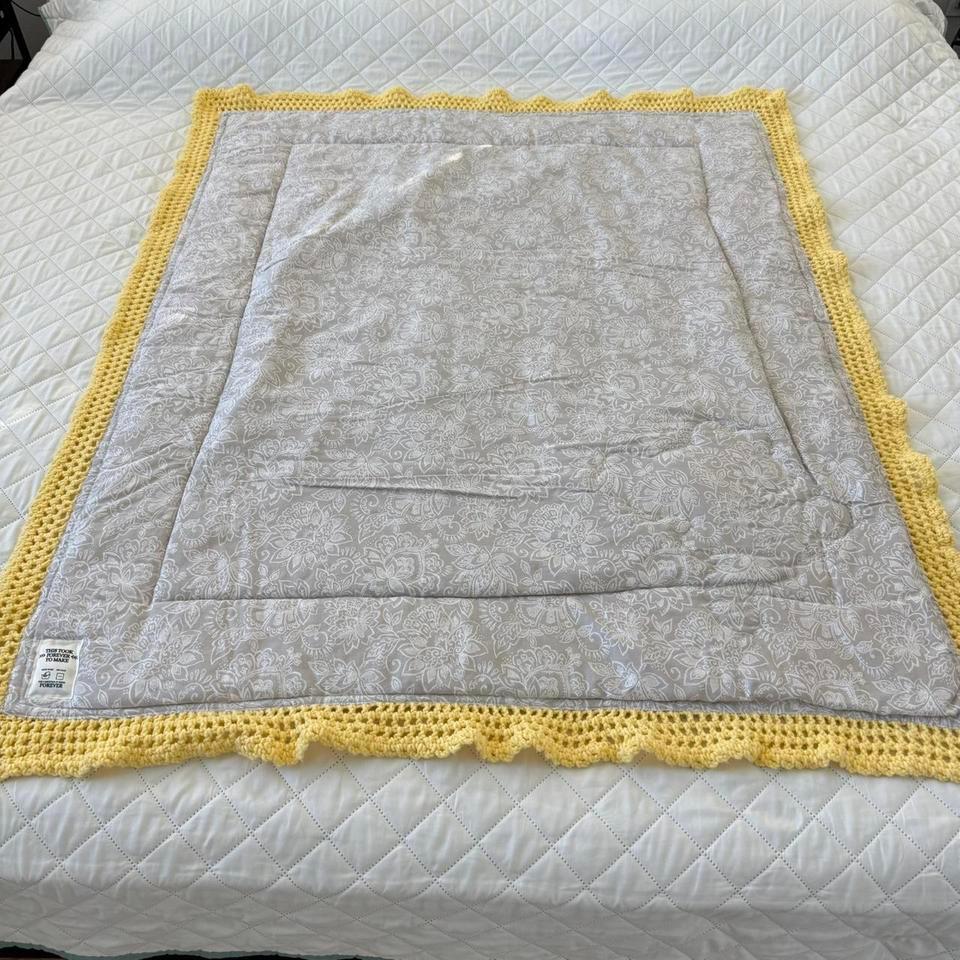 Handmade Yellow Crochet Baby Blanket 2