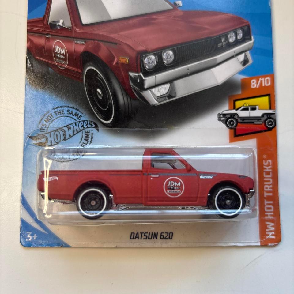 Hot Wheels Datsun 620 Red 7945 2