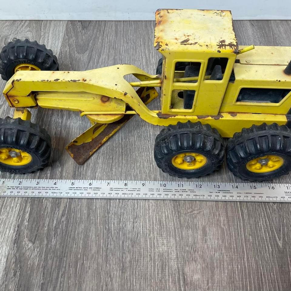 Vtg Early Tonka Usa Pressed 8