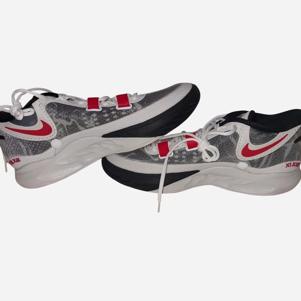 Nike Air Zoom Kyrie 8 3