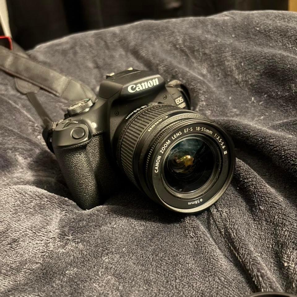 Selling My Canon Eos 2000d D535 3