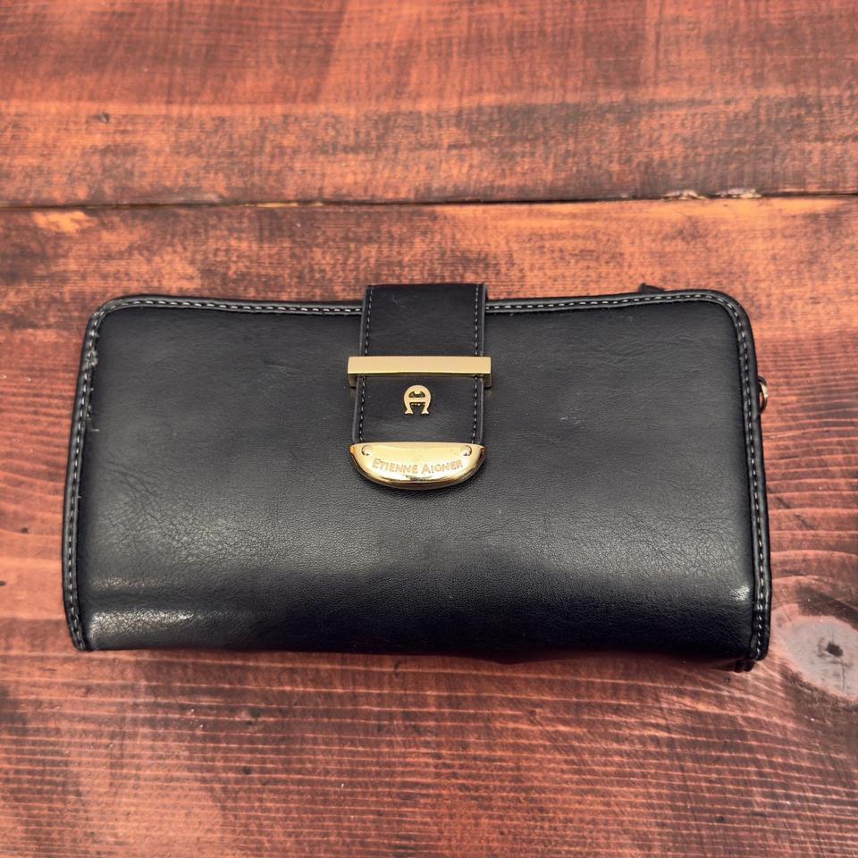 Etienne Aigner Black Leather Wallet 08b0