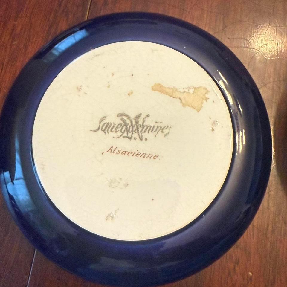 35 Inch Vintage Bavarian Woman 3