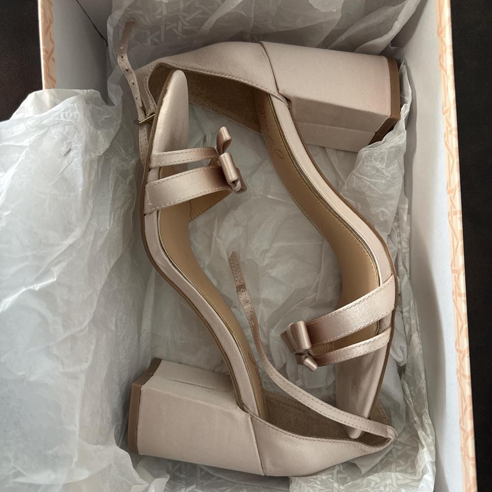 Jewel Badgley Mischka Cream And