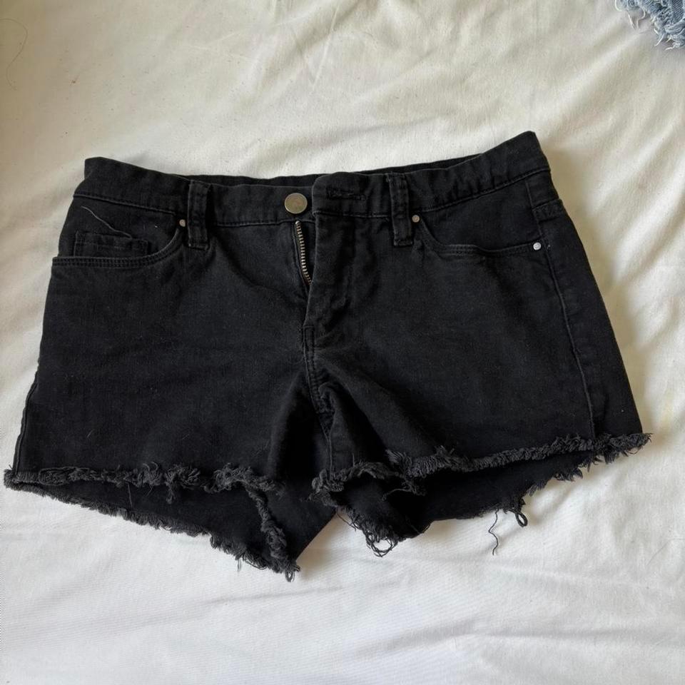 Black Denim Shorts With Frayed Ea7f