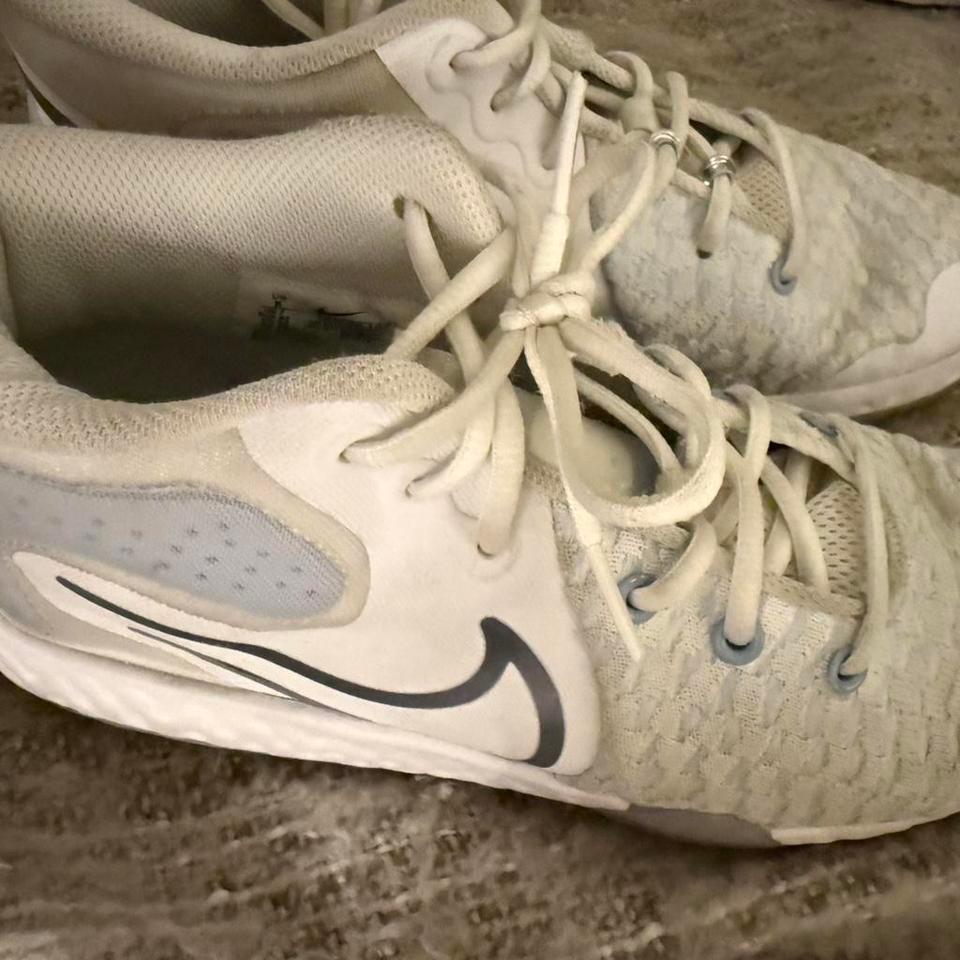 Nike Kyrie 6 Basketball Shoes 3
