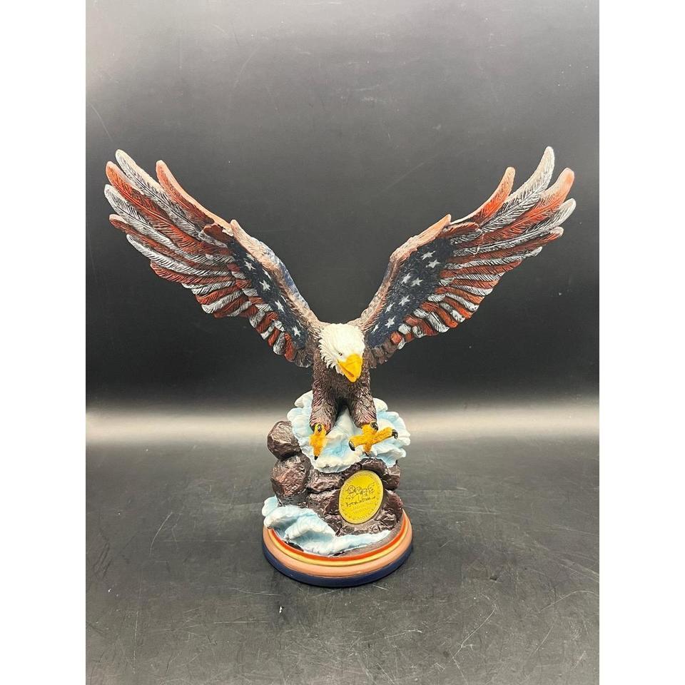 Bradford Exchange Collectible Resin Eagle 8def