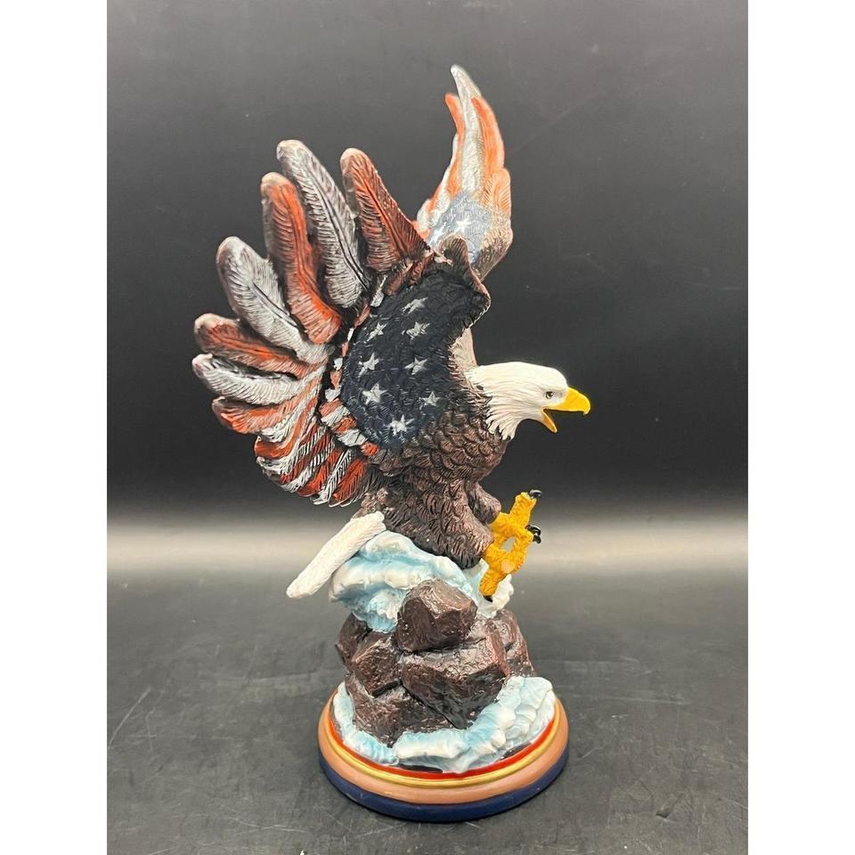 Bradford Exchange Collectible Resin Eagle 8def 7
