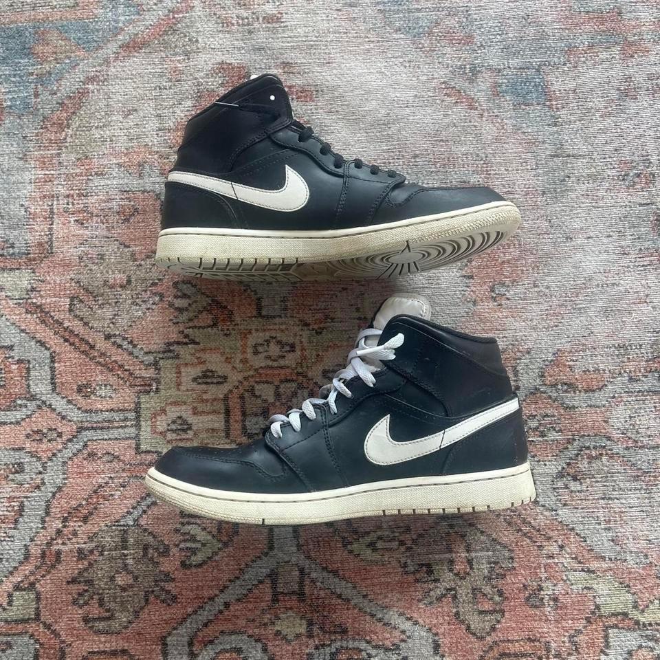 Black And White Nike Air Da0d 2