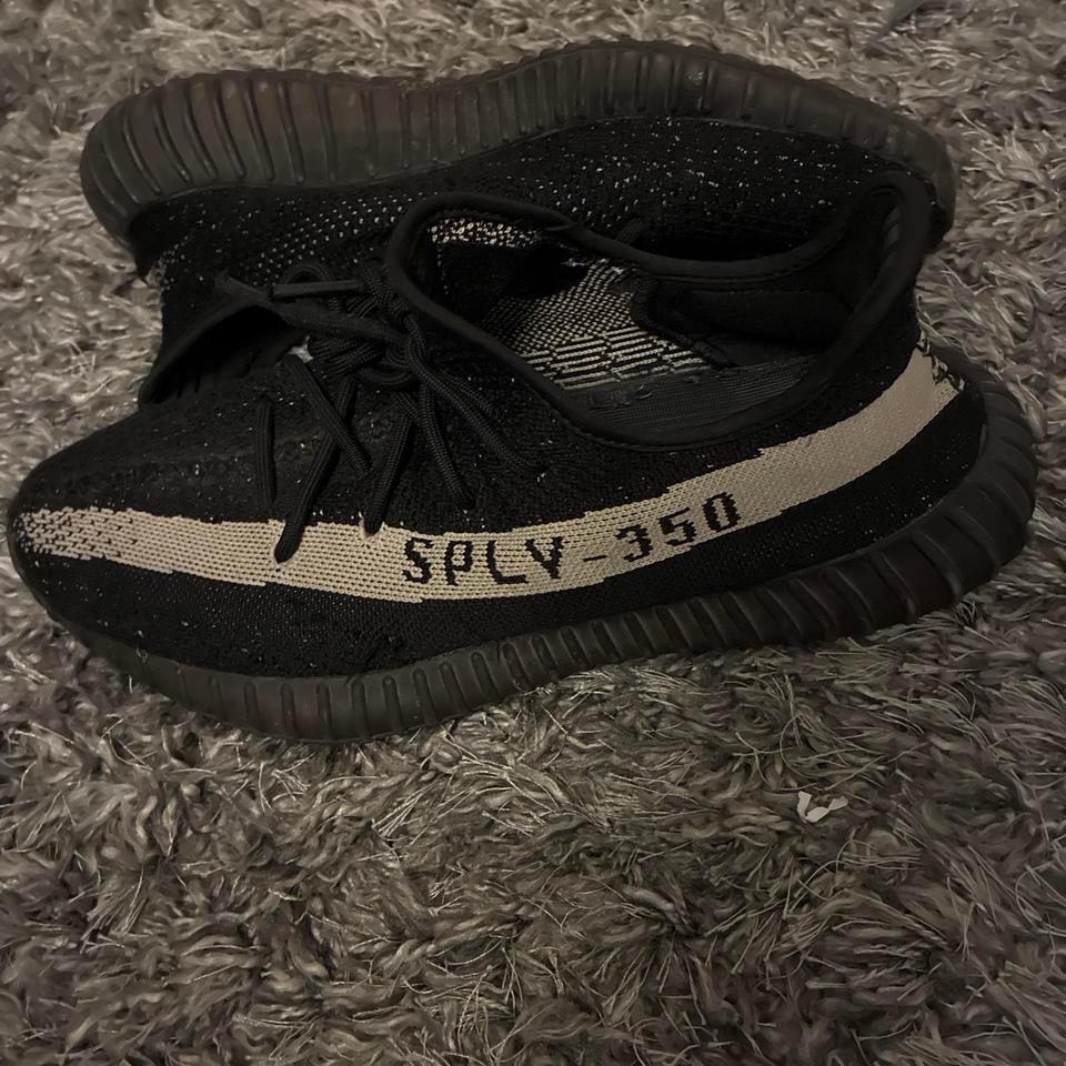 Yeezy 350 V2 Black Trainers 75e8 2