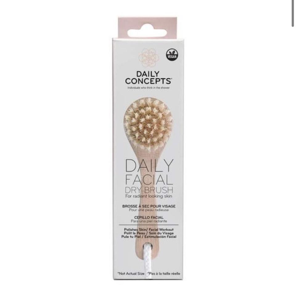 Daily Concepts Facial Dry Brush 5
