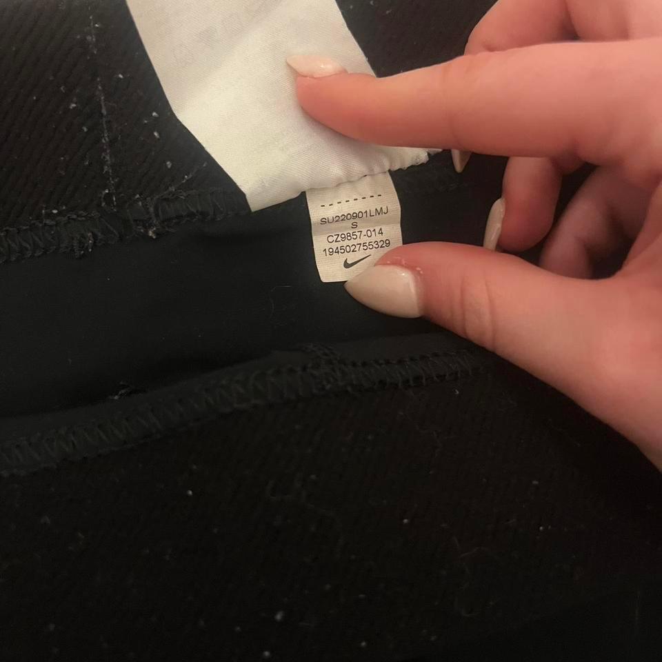 Black Nike Pro Shorts Size F928 2