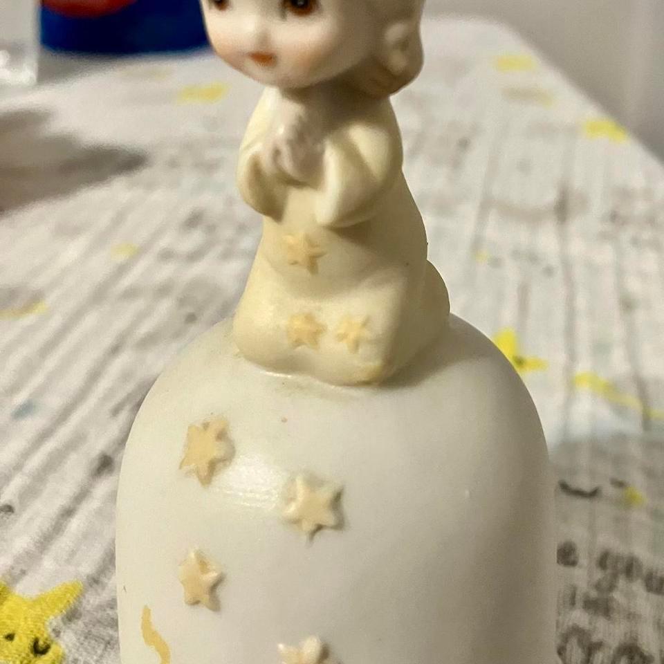 Vintage 1982 Porcelain Bell Collectable Becc