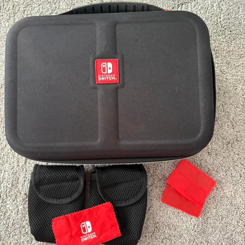 Nintendo Switch Carrying Case