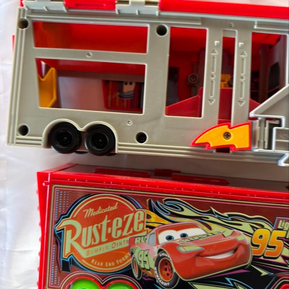 Disney Cars 95 Lightning Mcqueen F8fb 3