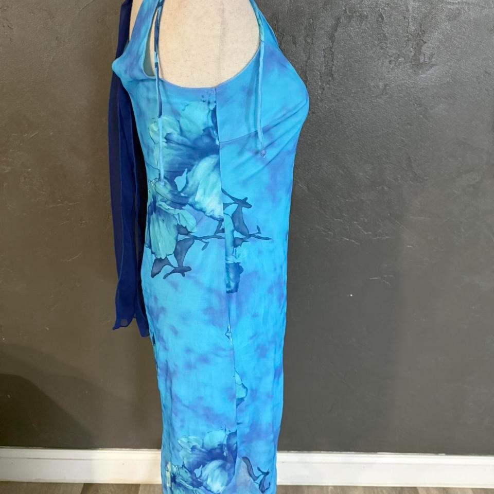 Blue Floral Maxi Dress With E458 2