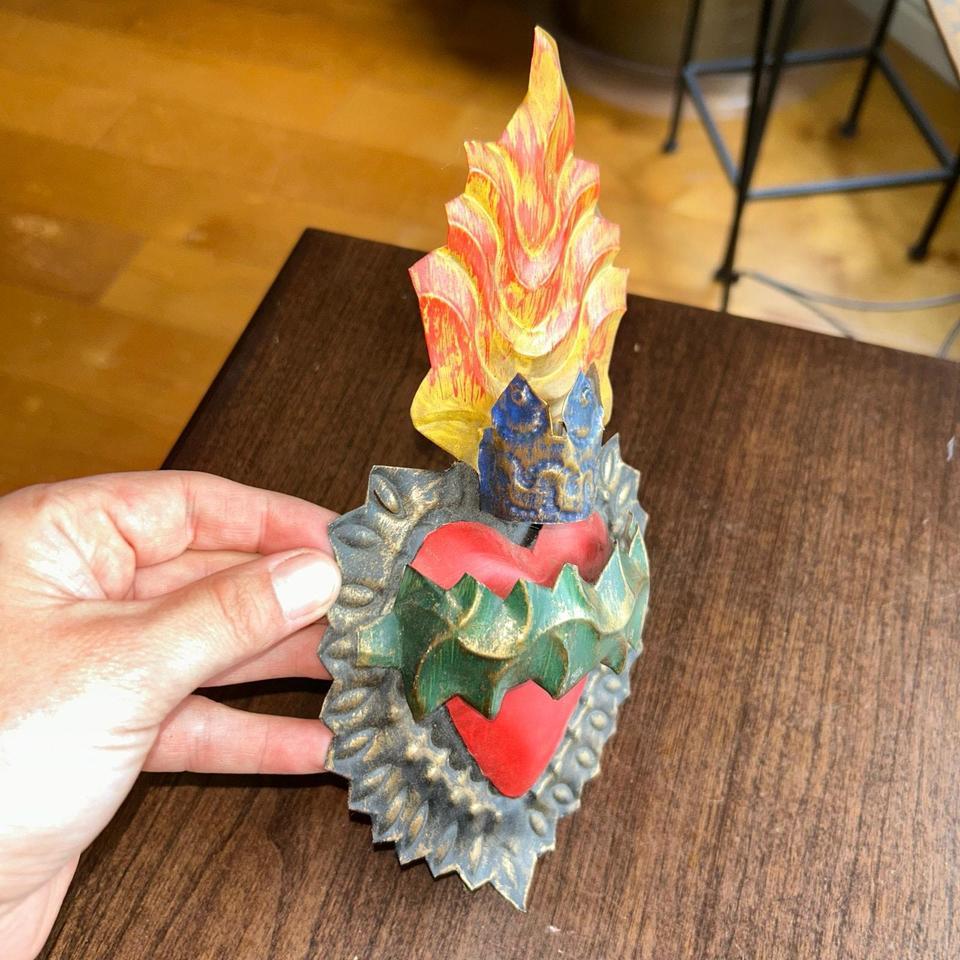 Mexican Tin Metal Red Sacred B078 3