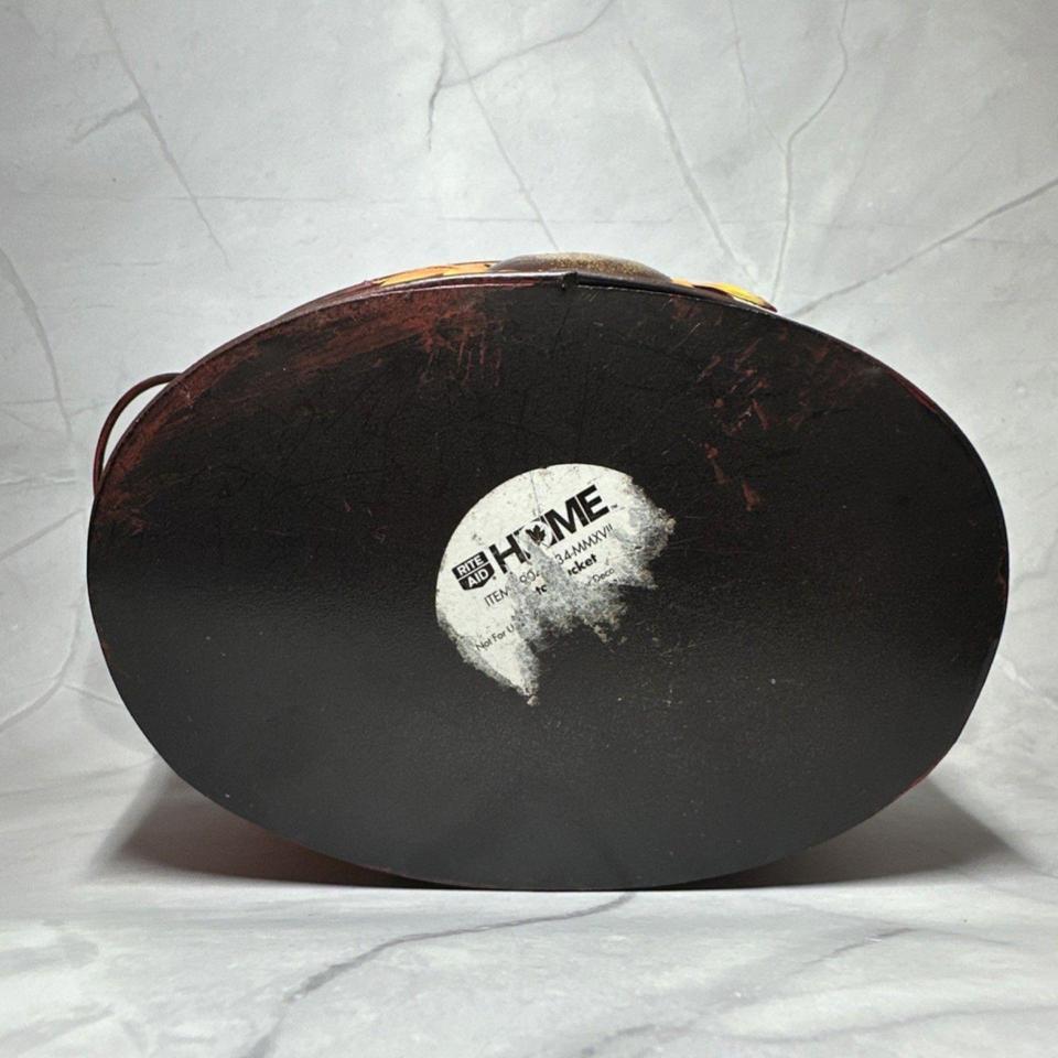 Vintage Hand Painted Metal Oval Bucketplanter 2854 8