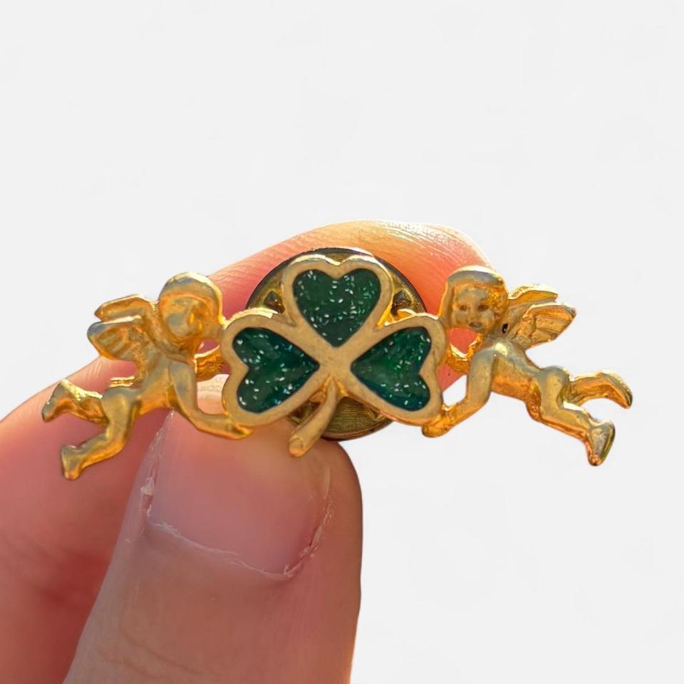 Vintage Gold Shamrock And Cherub 576f