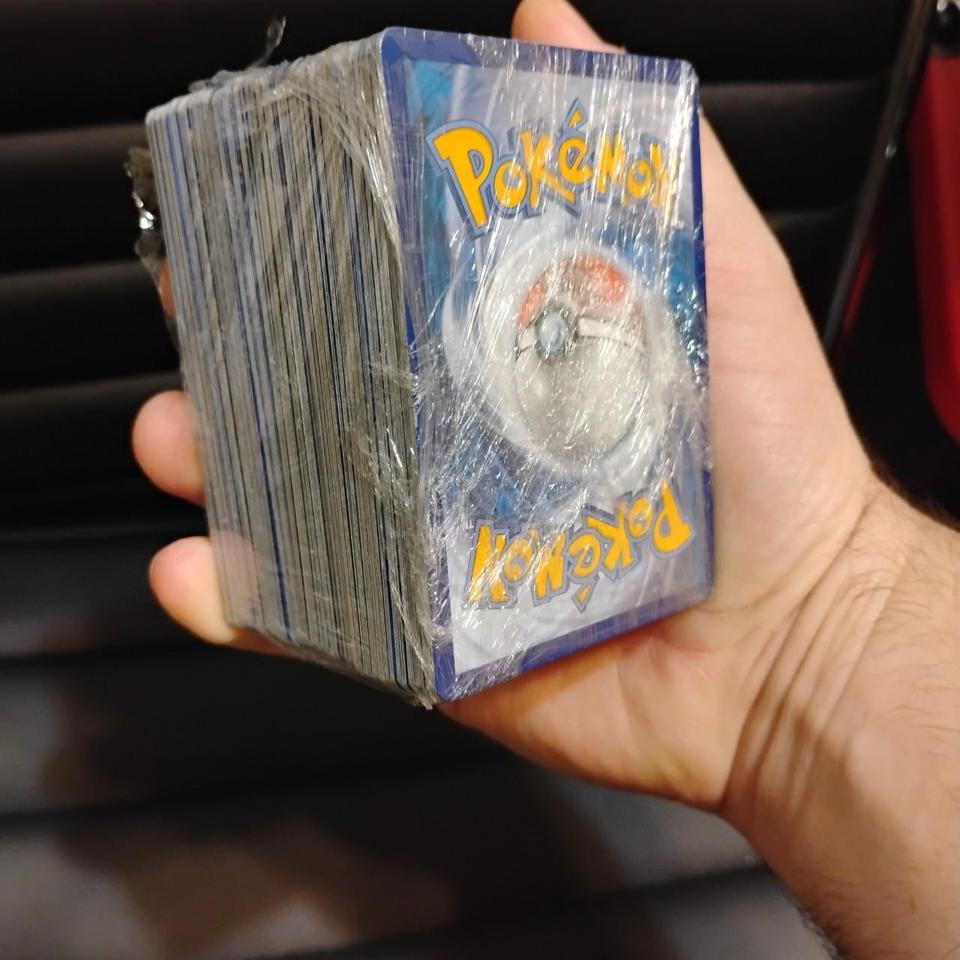 Pokemon Card Bundle 250 Cards