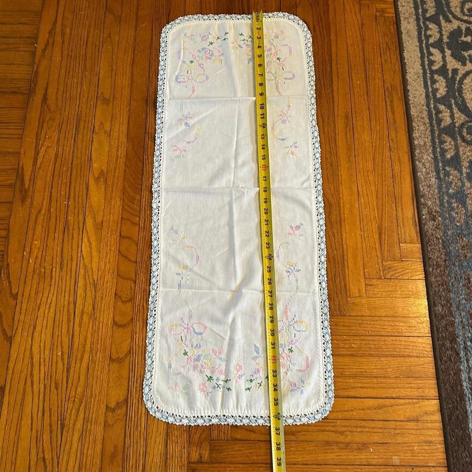 Vintage Embroidered Floral Runner White E713 8