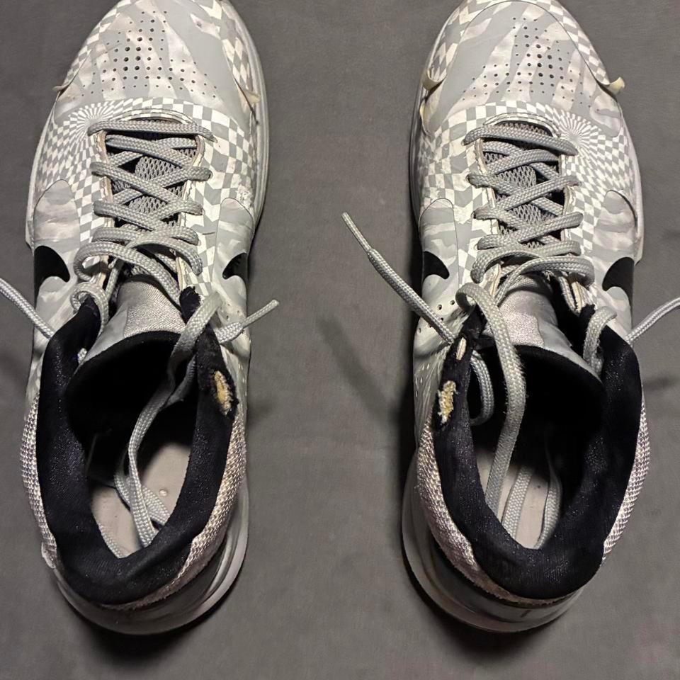 Kobe 5 Demar Derozen Zebra 6a4d 3