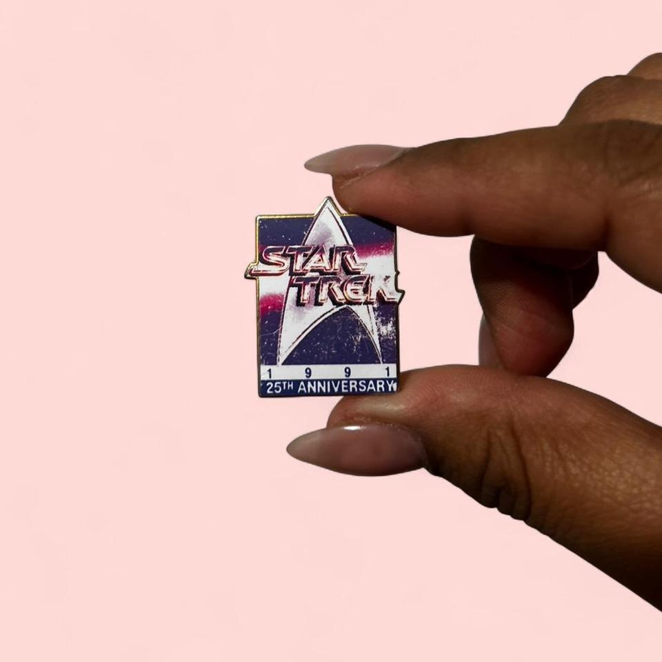 25th Anniversary Star Trek Pin