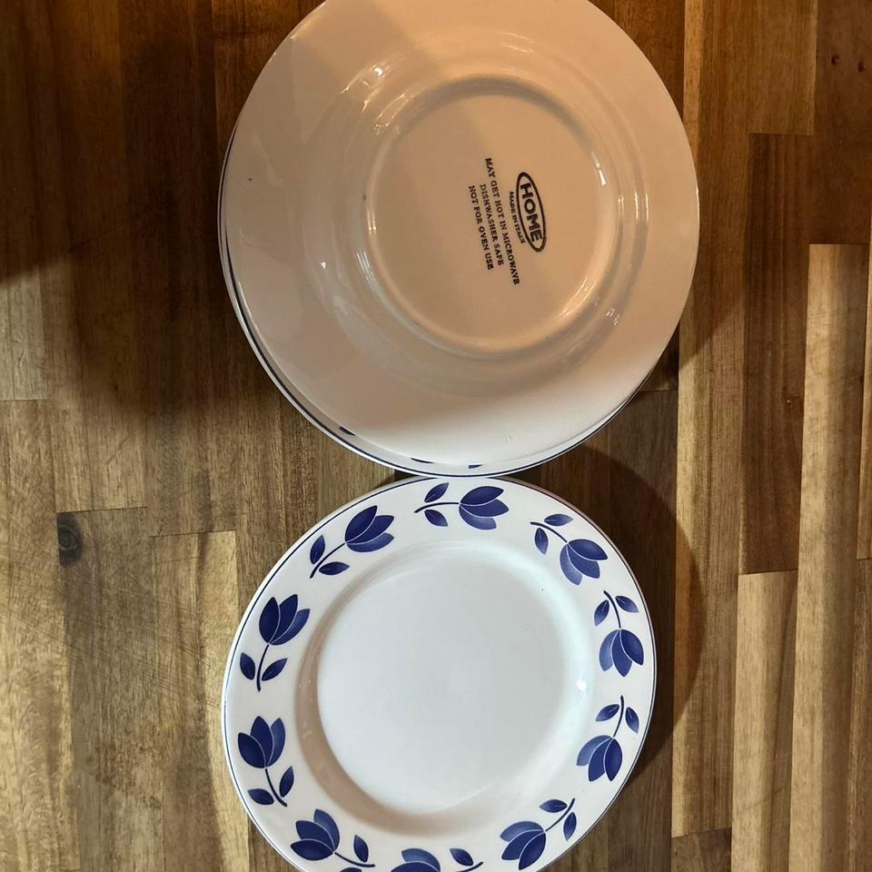 Blue And White Floral Plates 1e25